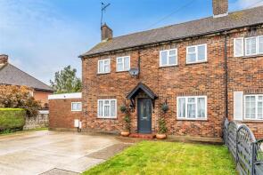 23, Pollards Oak Road, Oxted RH8 0JL