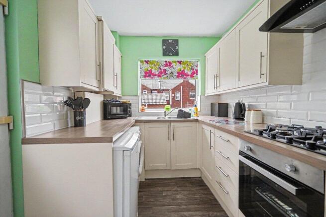 3 bed Terraced for sale Image 5