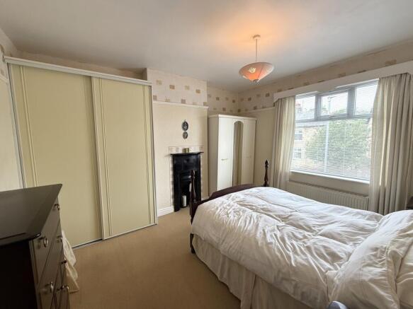 3 bed Semi-Detached for sale Image 10