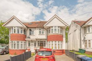 First Floor Flat, 2, Barford Close, Hendon, London NW4 4XG