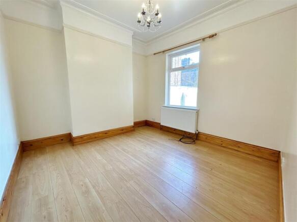 Dining Room.jpg