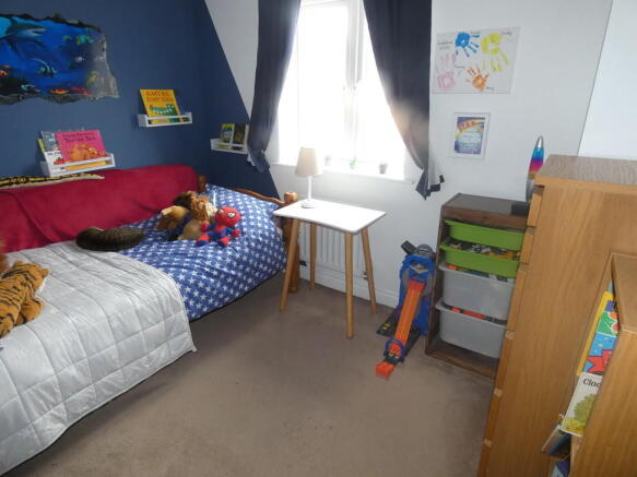 Photo 12