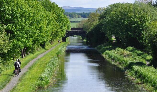 grand union canal 2.JPG