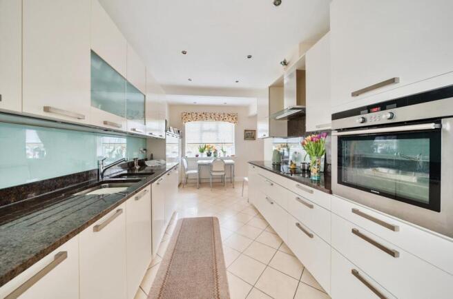 Davidson Frost-Wellings, DFW, Green Lane, Stanmore