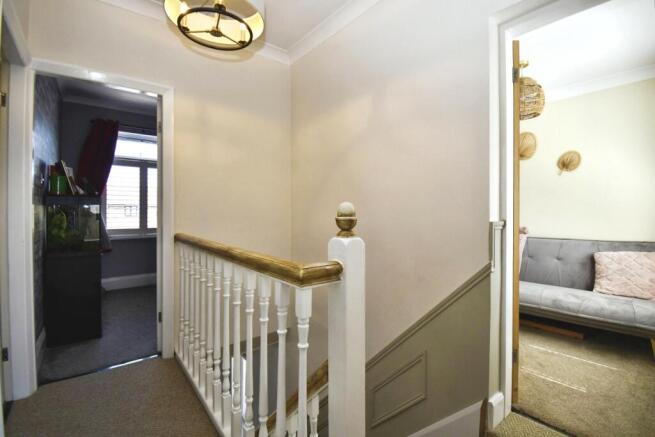 4 bed Terraced for sale Image 10