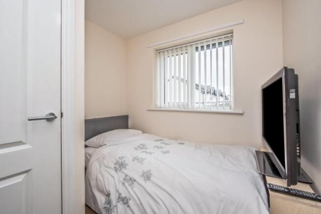 3 bed Semi-Detached for sale Image 10