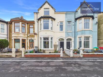 Crystal Road, Blackpool, FY1