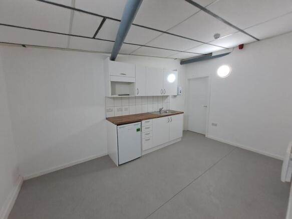 3 Executive Park Kitchenette