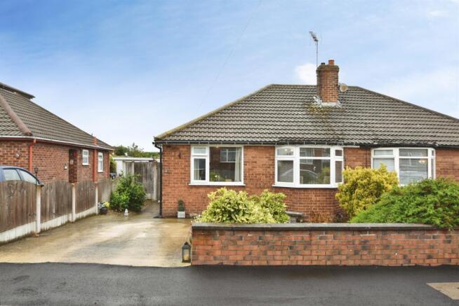 2 bed Semi-Detached for sale in harrogate