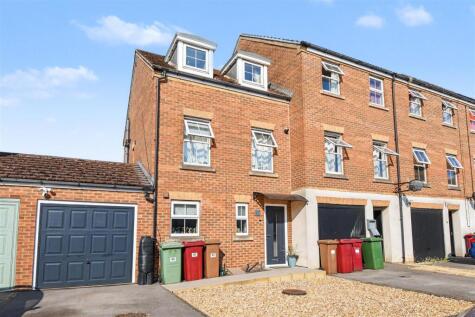 Pinewood Close, Scunthorpe