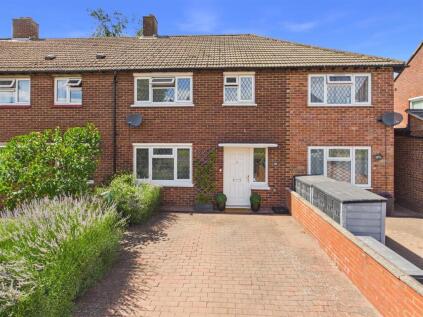 Carlton Road, Walton-On-Thames