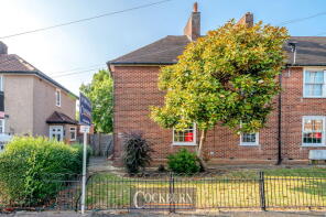 60, Prestbury Square, Mottingham, London SE9 4NA