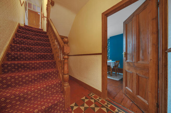 1385156-9-6938695...