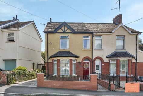 Forge Road, Machen, CF83