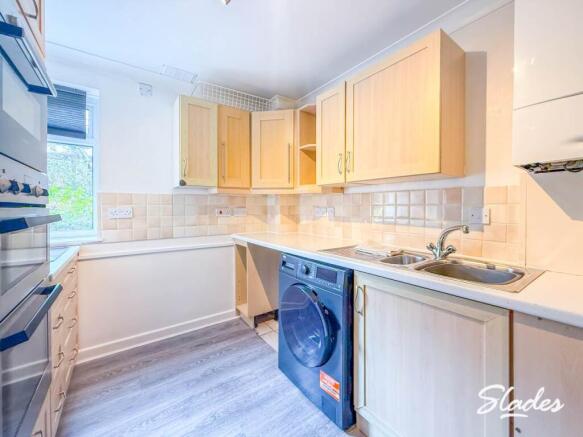 KITCHEN (2)