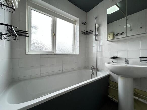 IMG-20250902-WA00...
