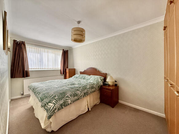 3 bed Detached Bungalow for sale Image 8