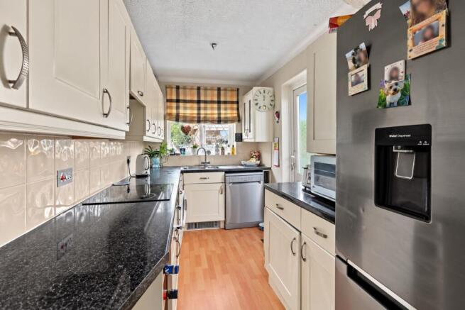 fitted kitchen