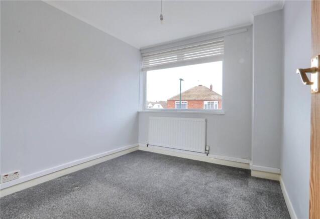 3 bed Flat for sale Image 9
