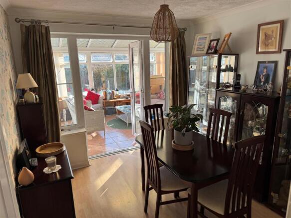 Dining Room.jpg