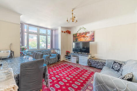 Moat Drive, Harrow, HA1