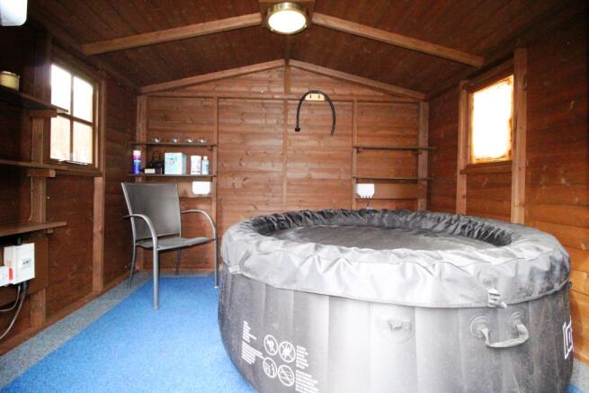 Summer House Hot Tub