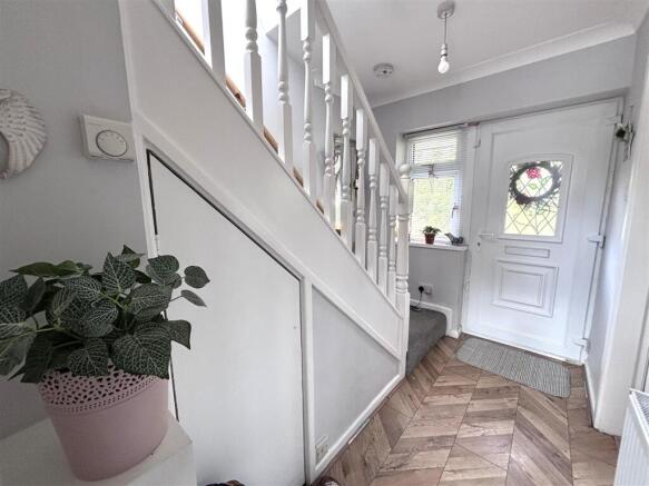 3 bed Semi-Detached for sale Image 8