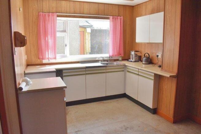 dining kitchen a
