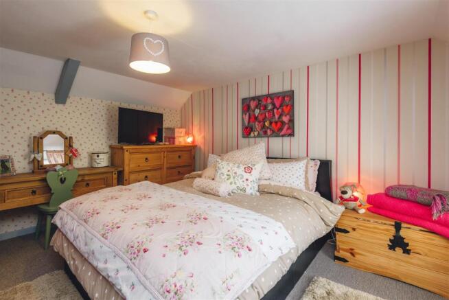 Rose Cottage, Croesyceiliog-22.jpg