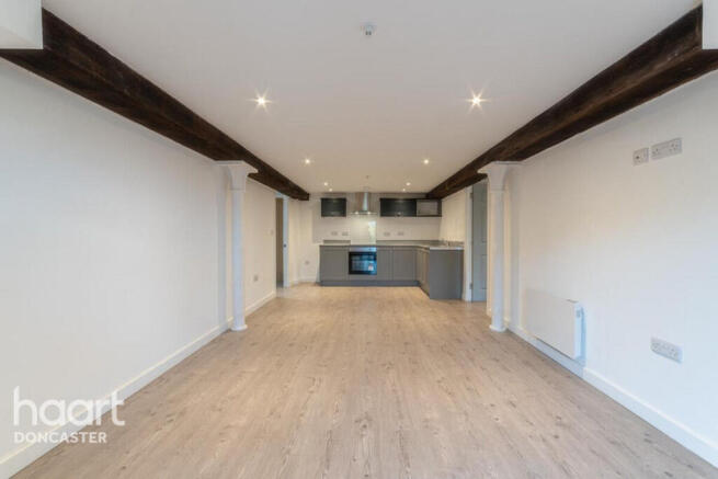 2 bed Apartment for sale Image 7