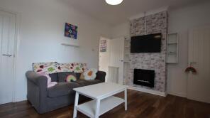 96a, School Road, Tilehurst, Reading RG31 5AU