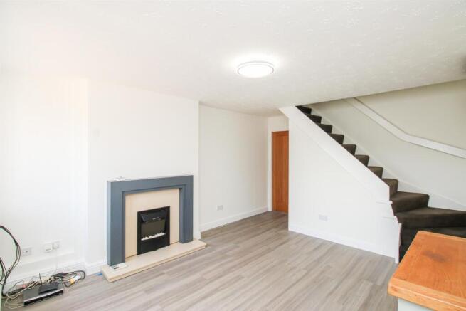 2 bed Semi-Detached for sale Image 4