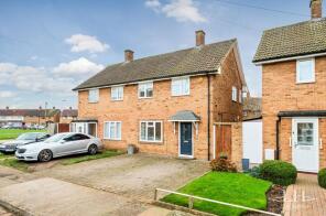18, Bouchier Walk, Rainham RM13 7HL