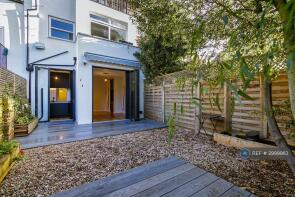 Flat A, 86, Bartholomew Road, London NW5 2AS
