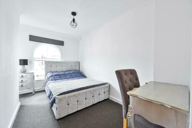 bed2-35
