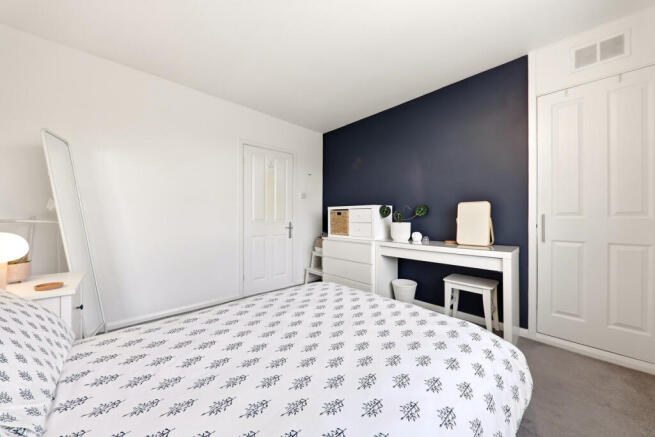 1 bed Flat for sale Image 8