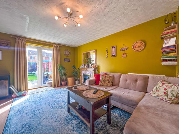 Park Meadow Avenue, Bilston photo 5