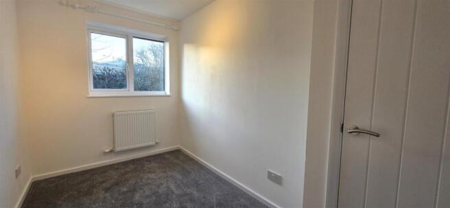 22 Attlee Close Bedroom 2.jpg