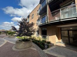 Flat B6, Trinity Gate, Epsom Road, Guildford GU1 3PN