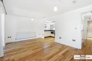 47, 112 Candlemakers Apartments, York Road, London SW11 3RS