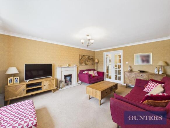 4 bed Detached for sale Image 5