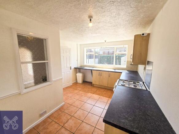 3 bed Terraced to rent Image 8