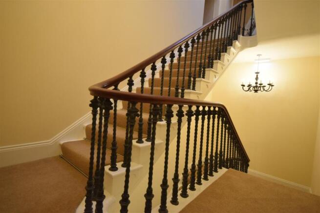 1 bed Apartment to rent Image 5