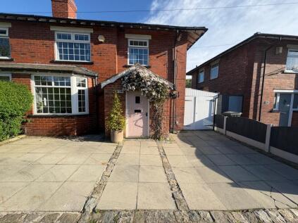 Thelwall New Road, Warrington, WA4
