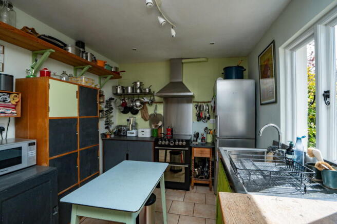 Photo 9