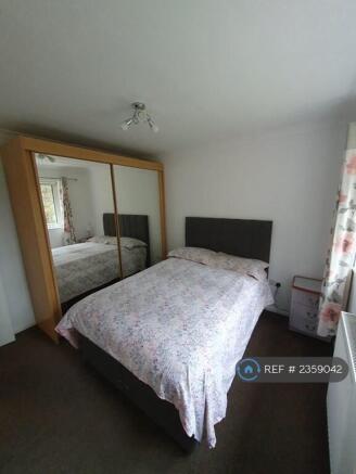 Bedroom 1 (Double)