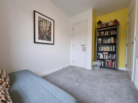 Photo 18