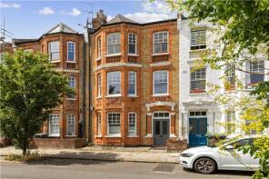 52c, Hackford Road, London SW9 0RF