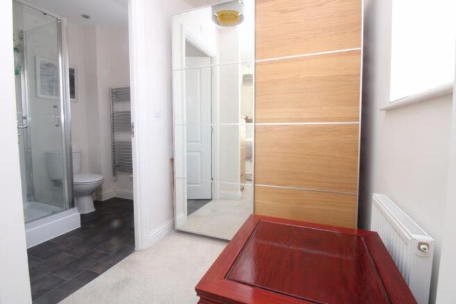 Dressing and En Suite