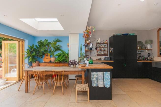 4-bed terraced on Thingwall Park, Fishponds, £685,000